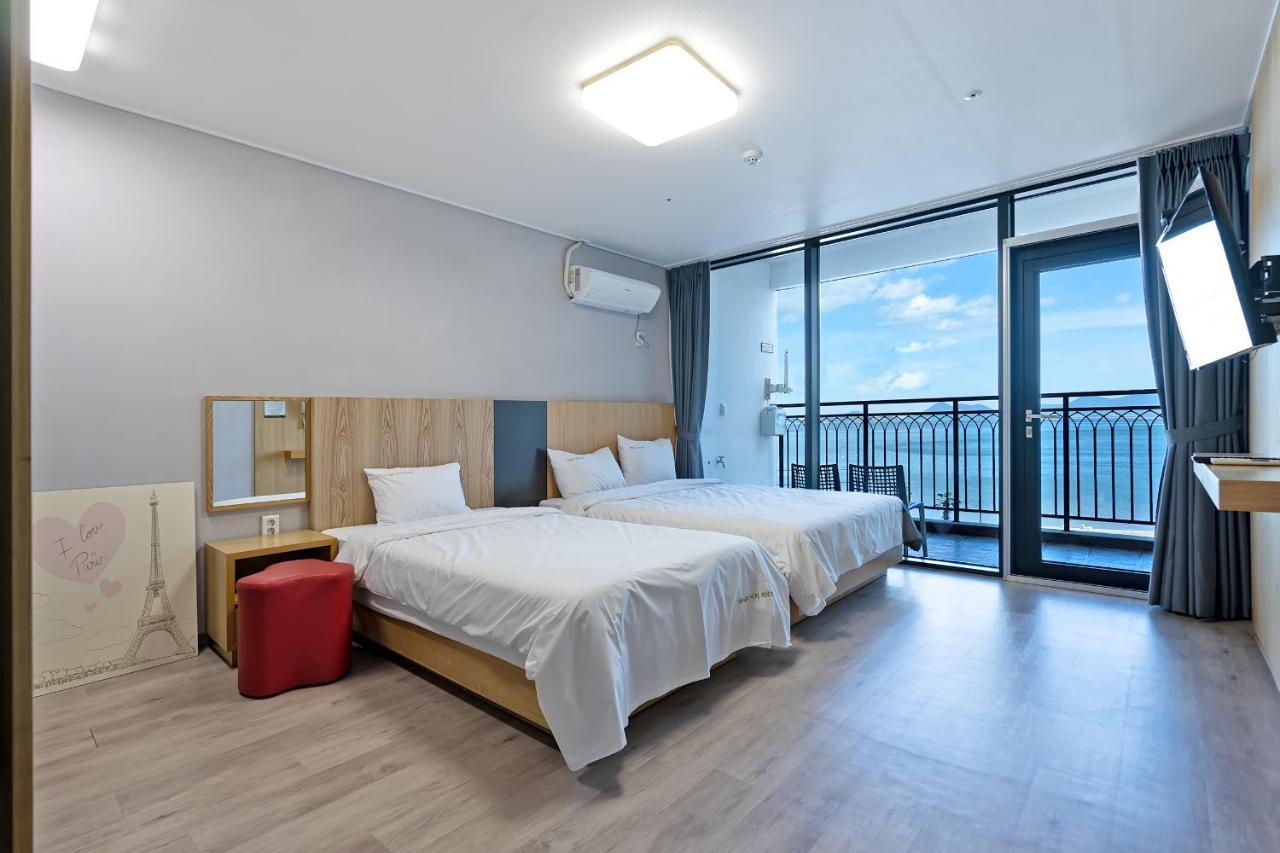 Gold Beach Resort يوسو المظهر الخارجي الصورة
