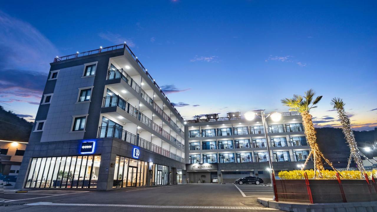Gold Beach Resort يوسو المظهر الخارجي الصورة